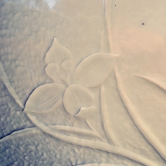 Arita Decorative Blue Iris Plate 12” - Picture 6 of 8